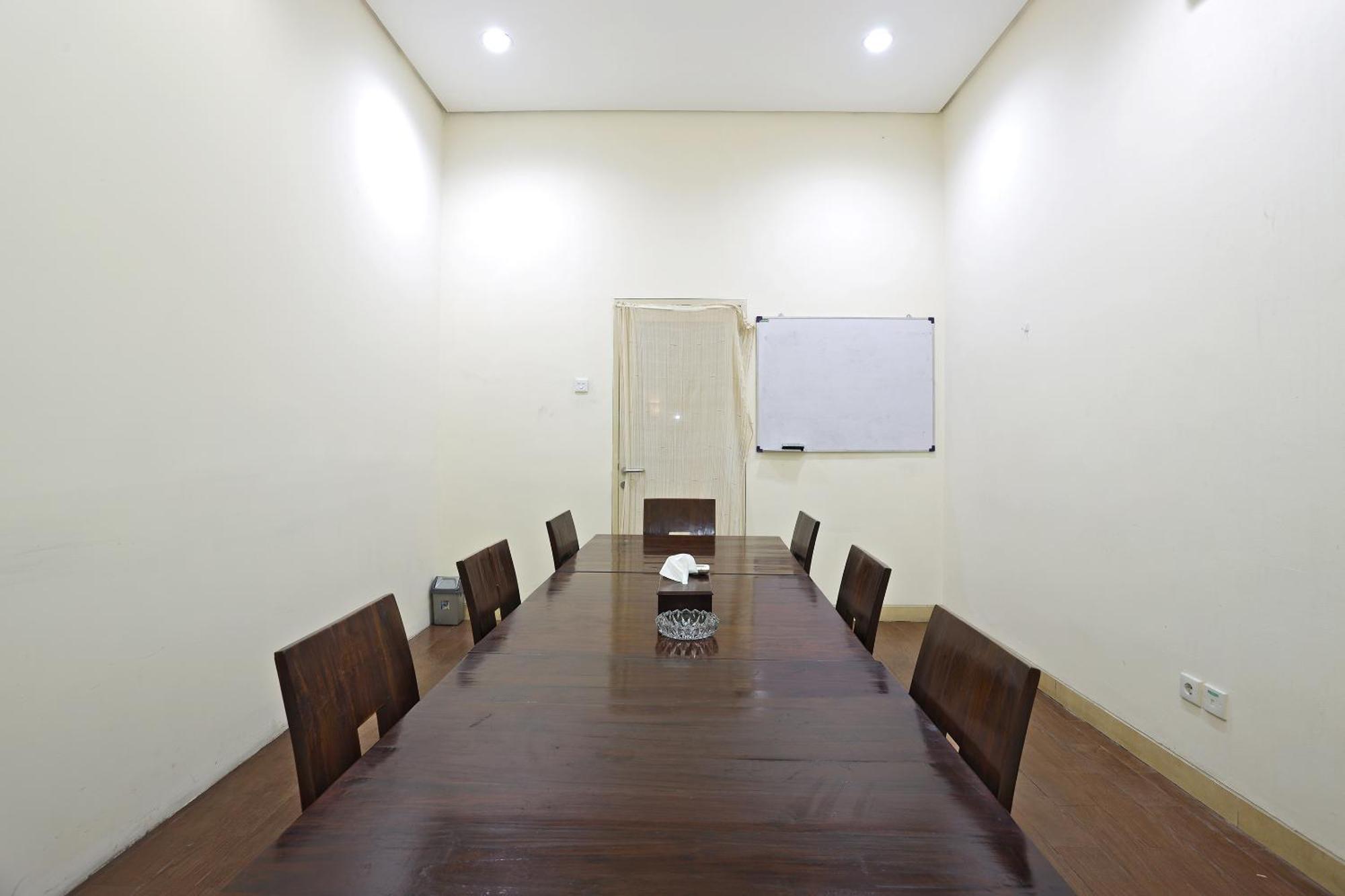 Jambuluwuk Residence Pakubuwono Giacarta Esterno foto