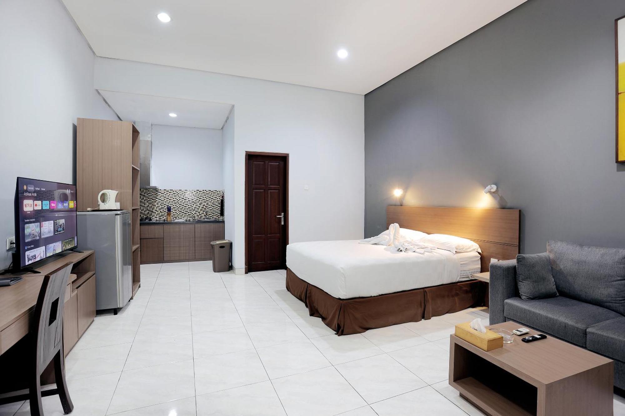 Jambuluwuk Residence Pakubuwono Giacarta Esterno foto