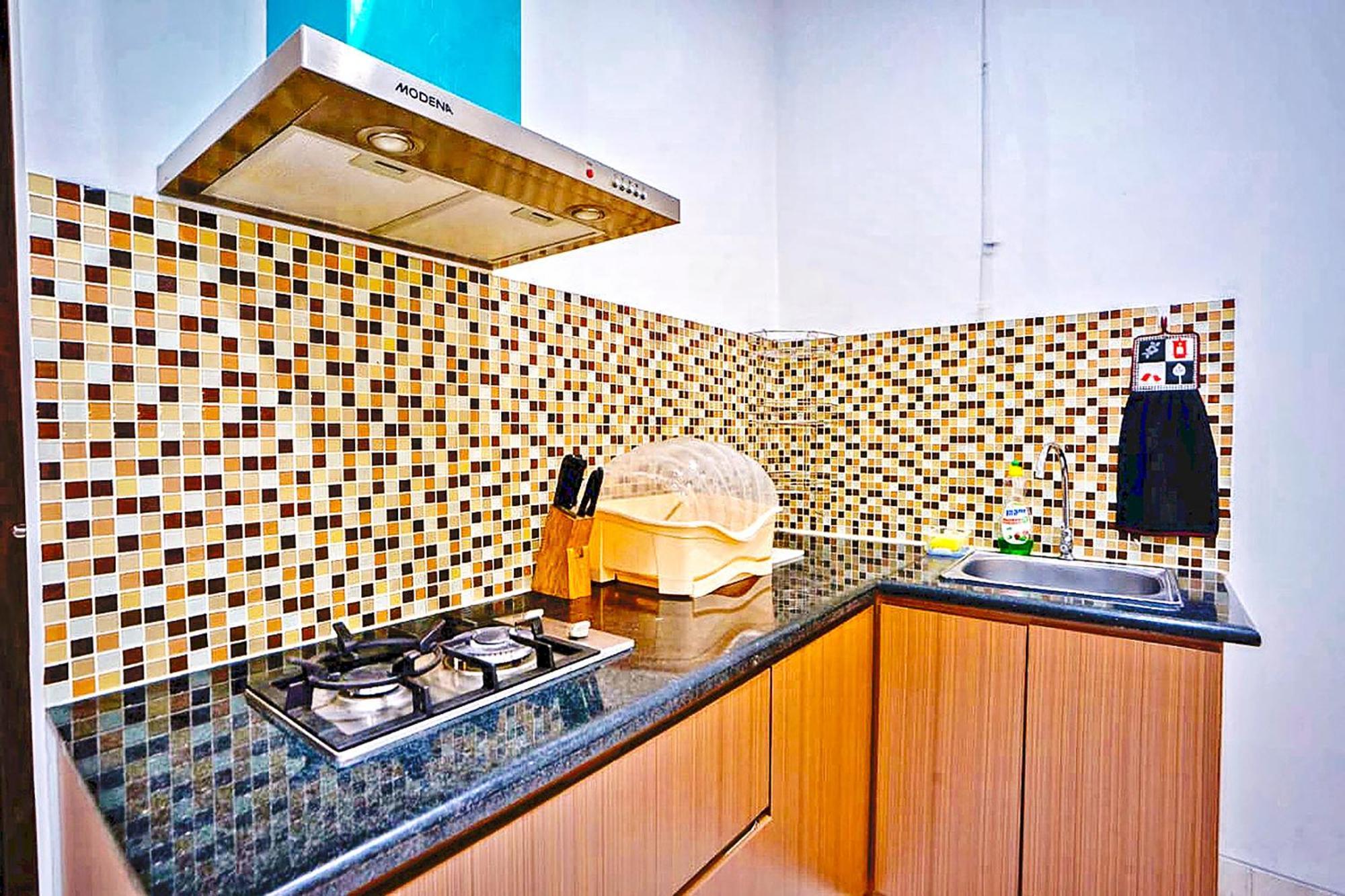 Jambuluwuk Residence Pakubuwono Giacarta Esterno foto
